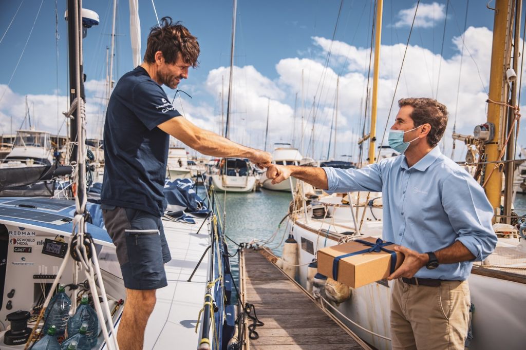 Longtime supporter of the #RORCTransatlanticRace - José Juan Calero, Managing Director for Calero Marinas
presented each team with a farewell gift and wished them a great race © James Mitchell/RORC
