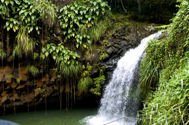 2015-rtr-grenada-waterfall