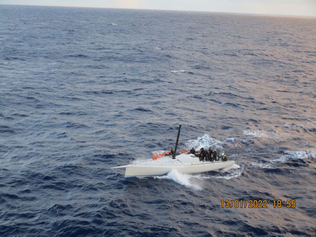 Black Pearl sadly broke their mast four days in the RORC Transatlantic Race, some 800 miles from the nearest land © m/v Happy Sky